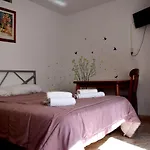 Konukevi Buenos Dias *